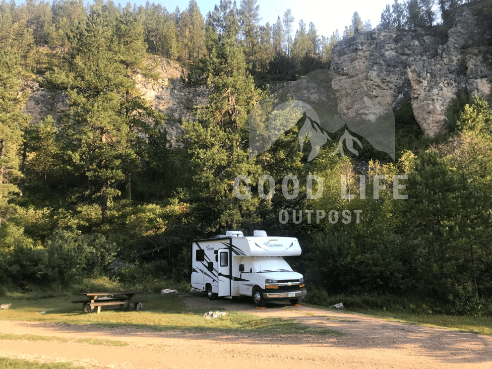 https://50358590.fs1.hubspotusercontent-na1.net/hubfs/50358590/0002%20Camper%20Selection%20Class%20C%2c%20Class%20B%20or%20Class%20A-1.png